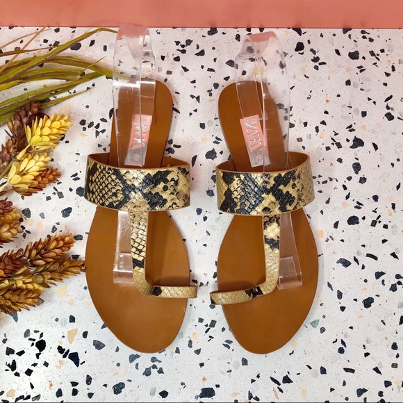 Zara Embossed Animal Print Toe Loop Sandal Sz 38 - Picture 3 of 8